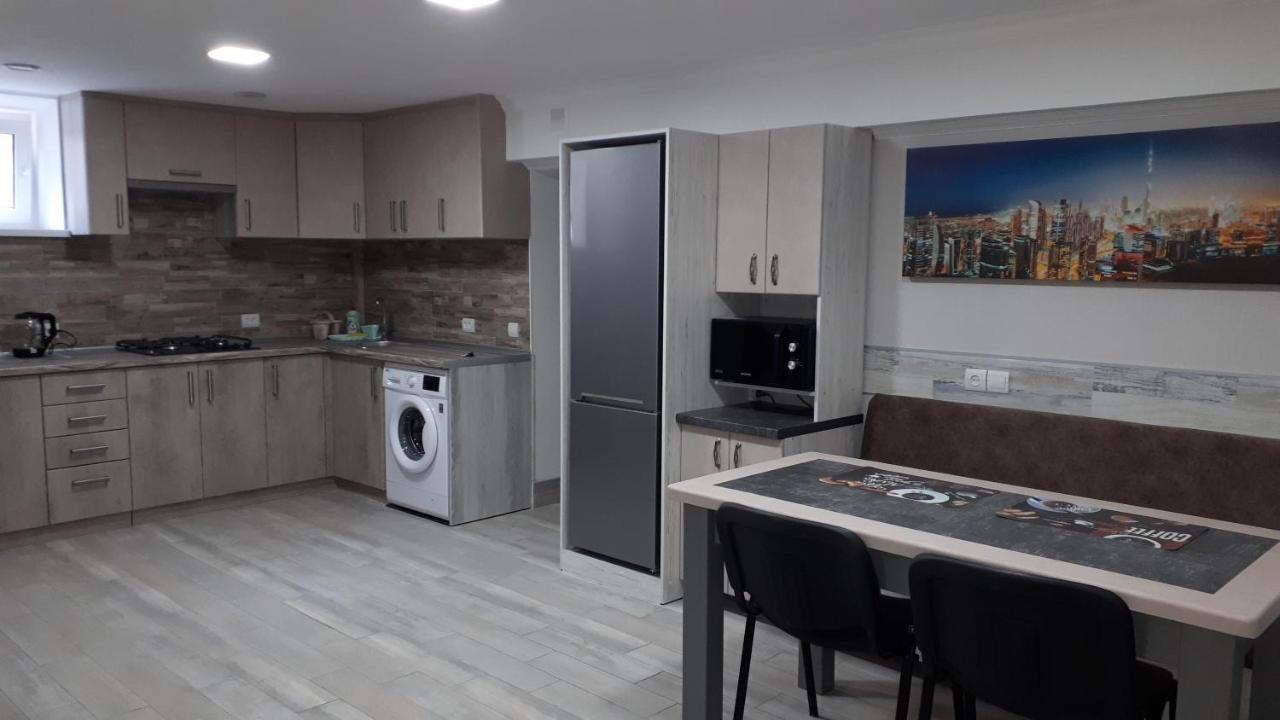 Окремі Номери В Гостьовому Будинку Типу Guest House Kropyvnyc'kyj Esterno foto